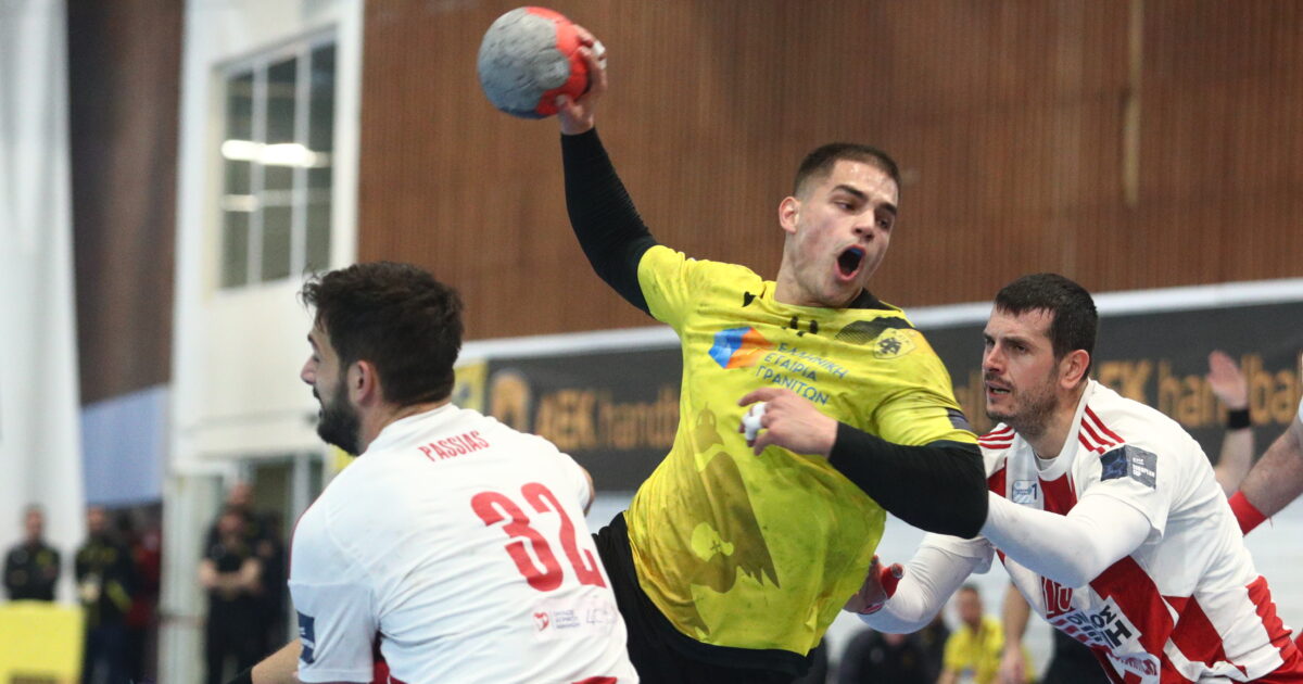 AEK and Olympiacos for qualifying in the EHF European Cup semifinals