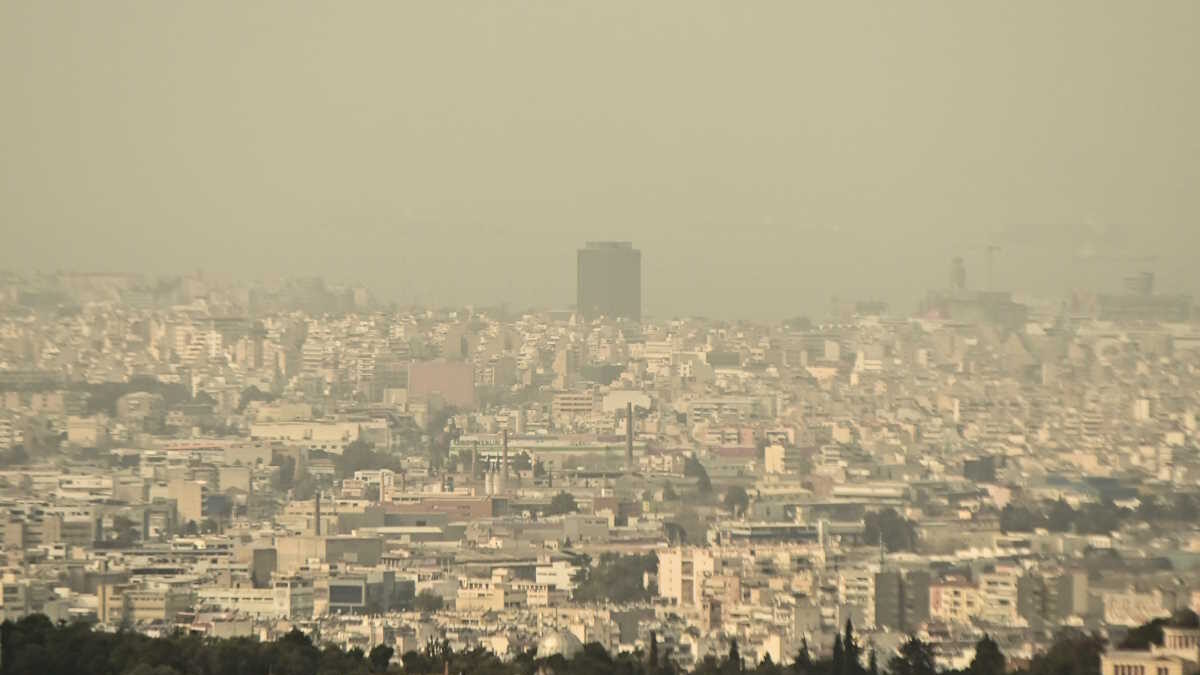 Η αφρικανική σκόνη πάνω από την Αθήνα