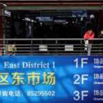 Chinese Wholesale traders react to U.S. tariffs
