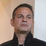 Ο Ντέμης Νικολαΐδης
