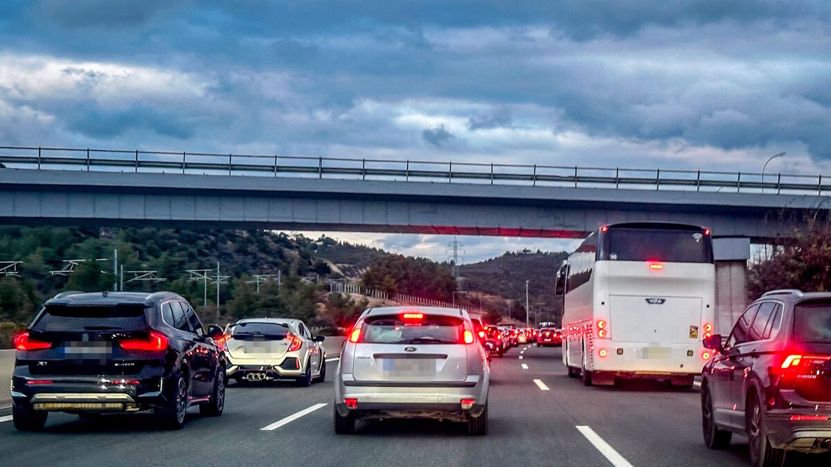 Κίνηση στην Εθνική Οδό Αθηνών - Κορίνθου