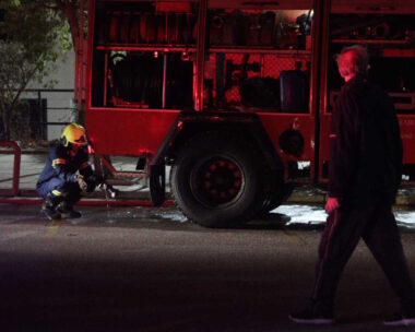Επιχείρηση της Πυροσβεστικής Υπηρεσίας για την κατάσβεση φωτιάς