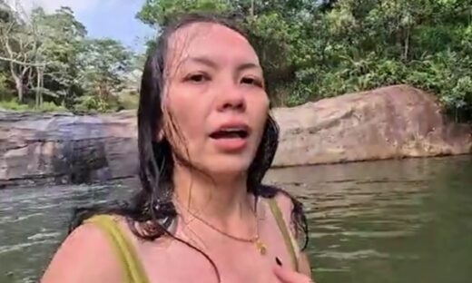 Η Farah Putri Mulyani