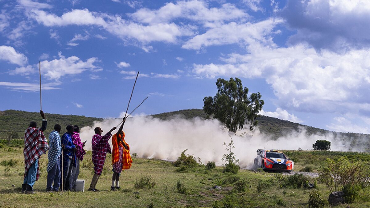 WRC: Ο Τάνακ επικεφαλής στην Κένυα με Hyundai και φοβερό θέαμα