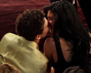 Ο Timothee Chalamet και η Kylie Jenner στην τελετή απονομής των βραβείων Όσκαρ