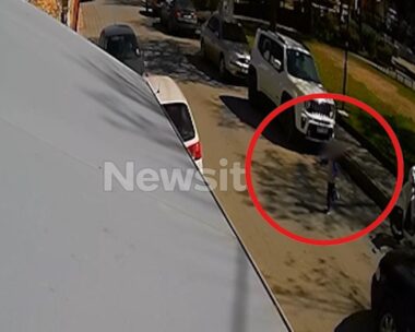 Λάρισα: Βίντεο ντοκουμέντο από την παράσυρση του τρίχρονου αγοριού – Το αυτοκίνητο το χτυπά και το σέρνει μέτρα μακριά