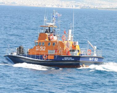 επιχείρηση διάσωσης από το Λιμενικό