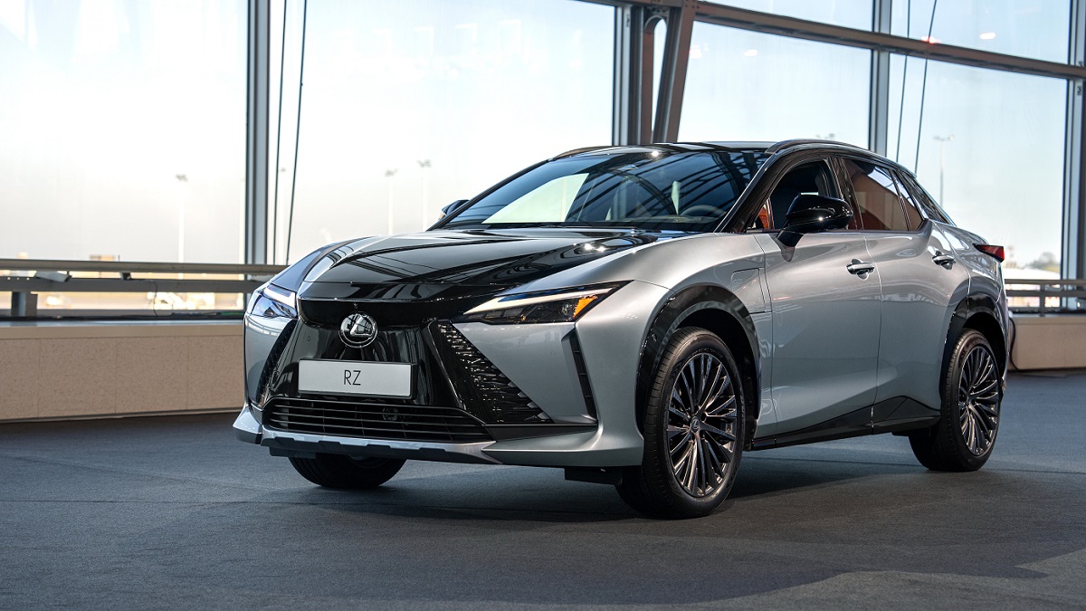 Lexus_RZ_Luxury
