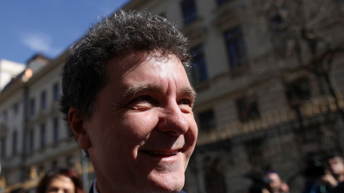 Νικουσόρ Νταν