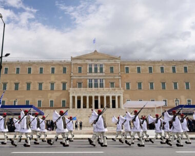 Στρατιωτική παρέλαση στην Αθήνα για την 25η Μαρτίου