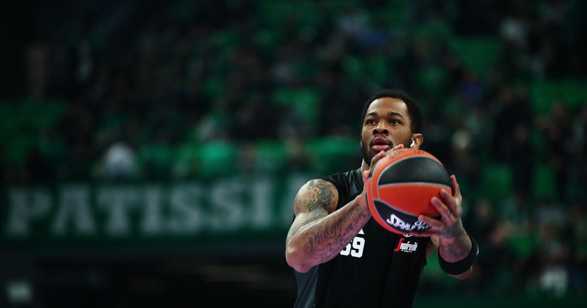 AEK tries to “bomb” with Reicon Tucker of Virtu Bologna
