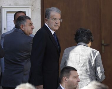 Ο πρώην Ιταλός πρωθυπουργός Ρομάνο Πρόντι