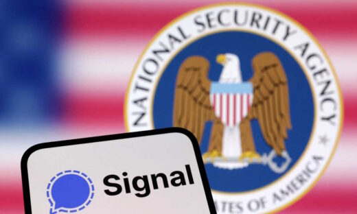 Η εφαρμογή Signal και τα λογότυπα της Υπηρεσίας Εθνικής Ασφάλειας των Ηνωμένων Πολιτειών