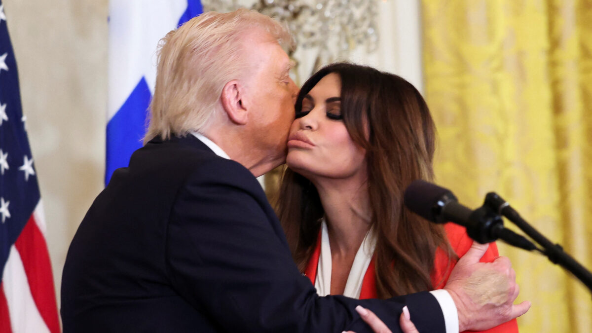 Ο Ντόναλντ Τραμπ με την Kimberly Guilfoyle