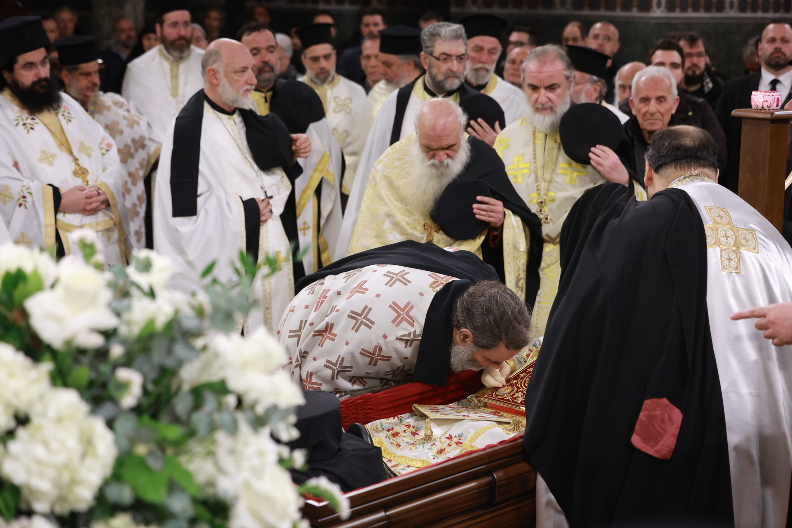 Σε λαϊκό προσκήνυμα η σορός του πρώην μητροπολίτη Θεσσαλονίκης Άνθιμου