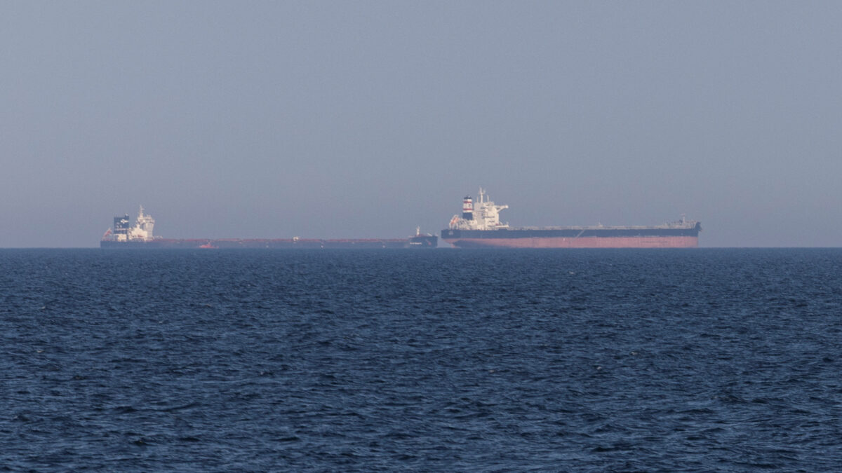 Φορτηγά πλοία στη Μαύρη Θάλασσα