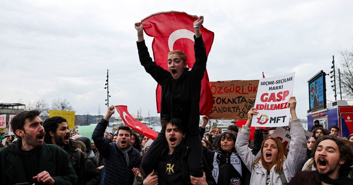 Ekrem Imamoglou: New Demonstrations in Turkey – “We’re Millions” the voice of angry citizens