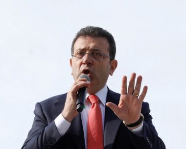 Ο δήμαρχος Κωνσταντινούπολης, Εκρέμ Ιμάμογλου