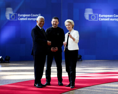 Ο Αντόνιο Κόστα, ο Βολοντίμιρ Ζελένσκι και η Ούρσουλα φον ντερ Λάιεν