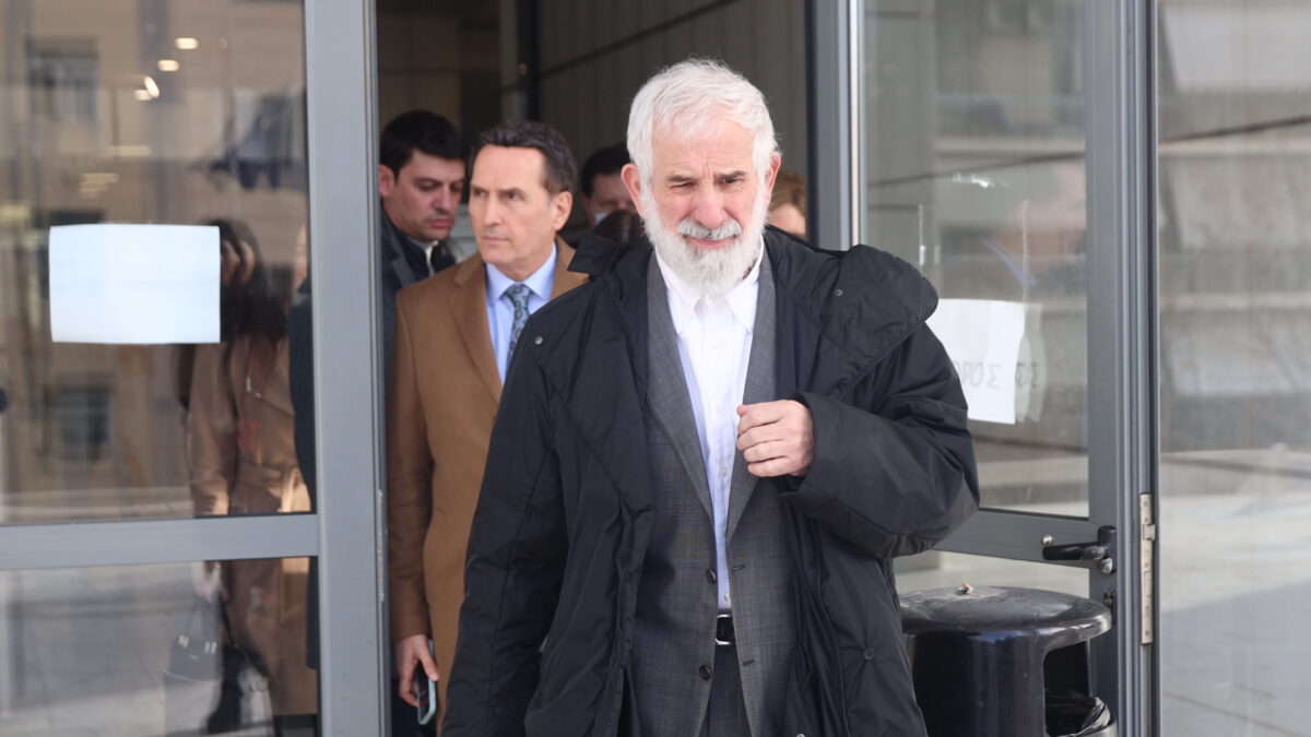 Ο Πέτρος Φιλιππίδης