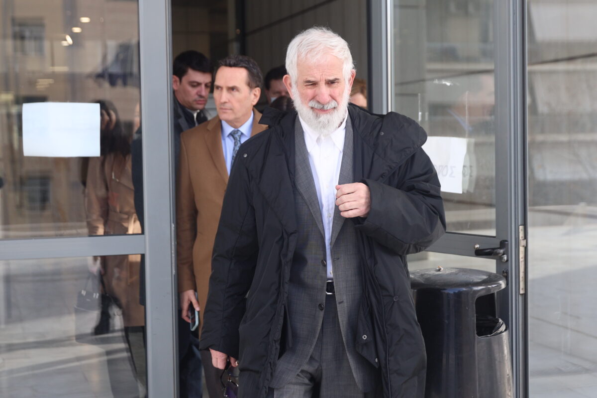 Ο Πέτρος Φιλιππίδης