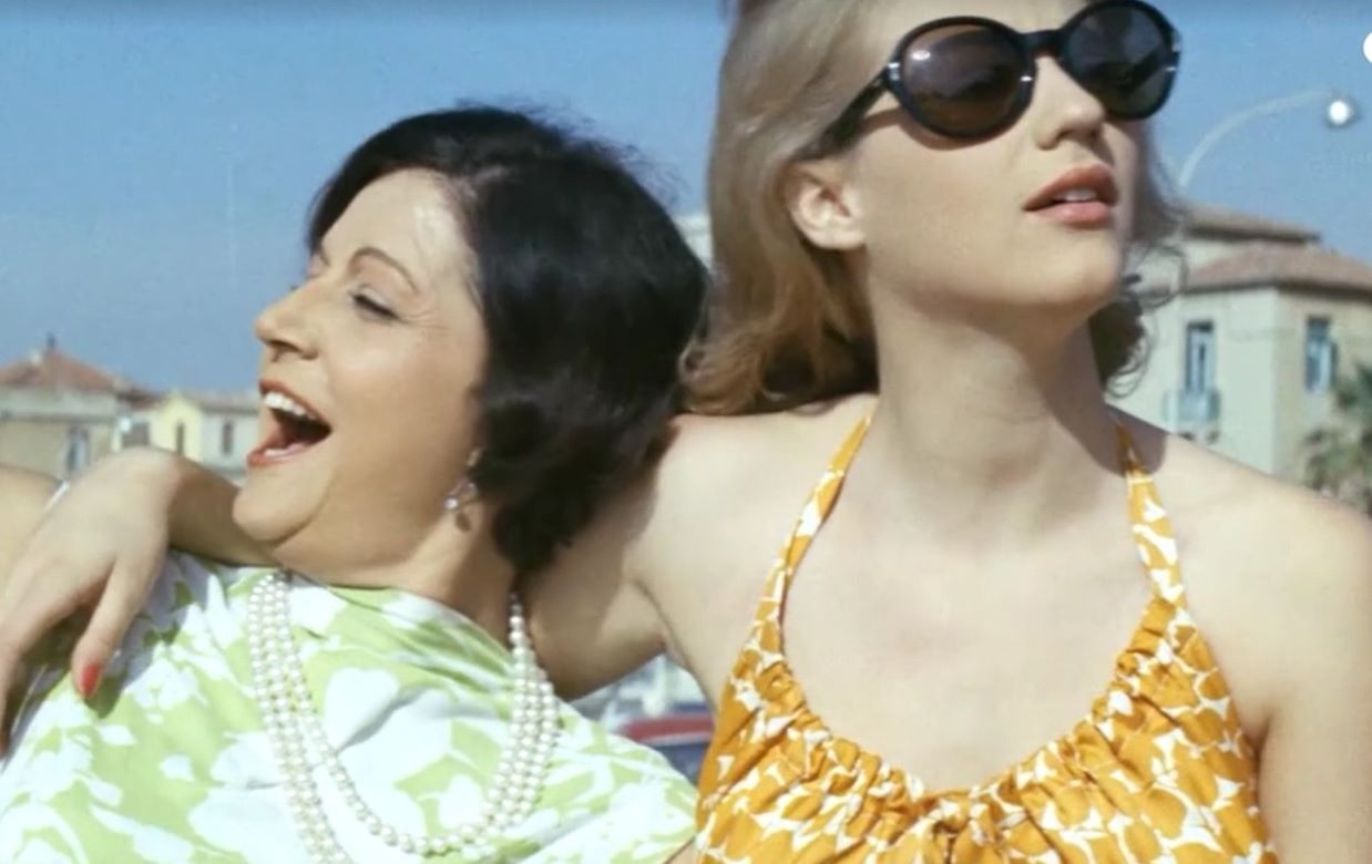Finos Film: Λαμπερές και αξέχαστες πρωταγωνίστριες στο βίντεο για την Παγκόσμια Ημέρα της Γυναίκας