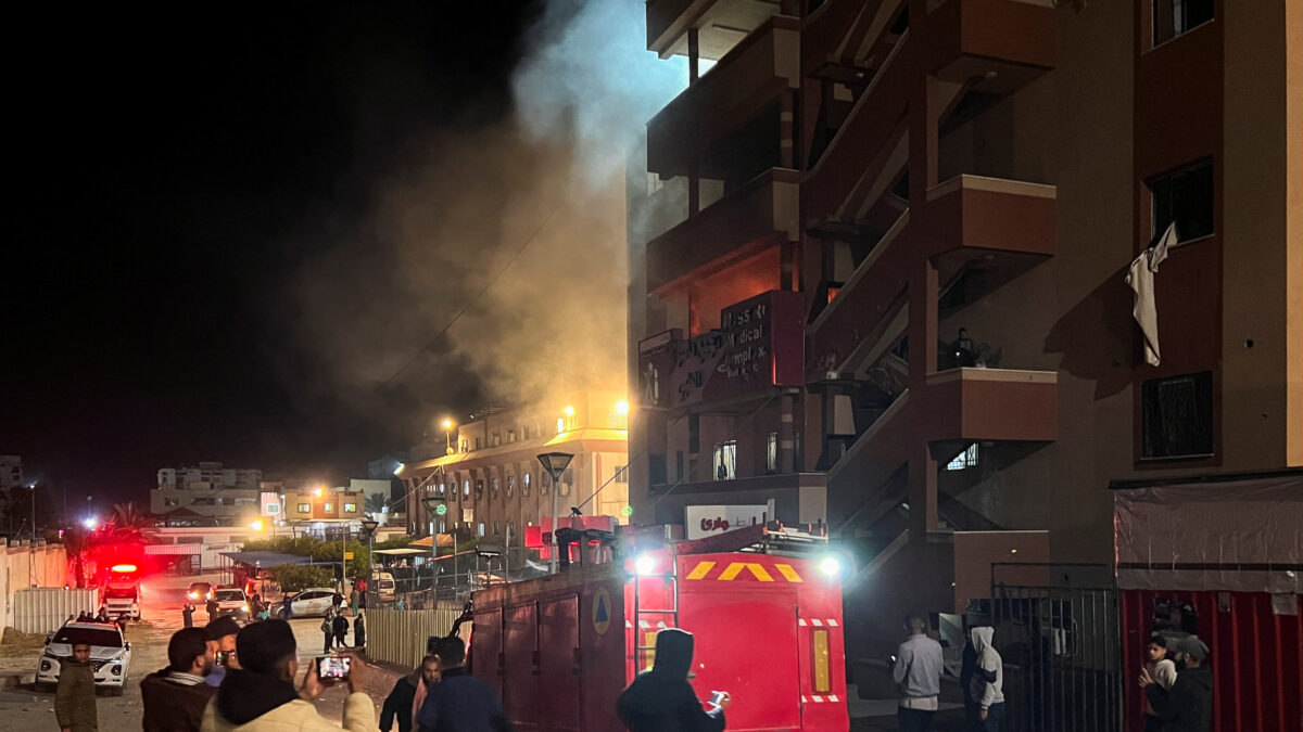 Το βομβαρδισμένο νοσοκομείο στη Γάζα