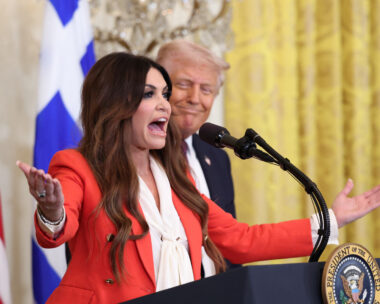 Η Κίμπερλι Γκίλφοϊλ και ο Ντόναλντ Τραμπ
