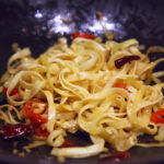 Noodles με σκόρδο