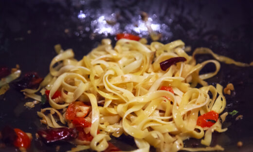Noodles με σκόρδο