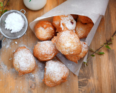 Beignet με άχνη ζάχαρη