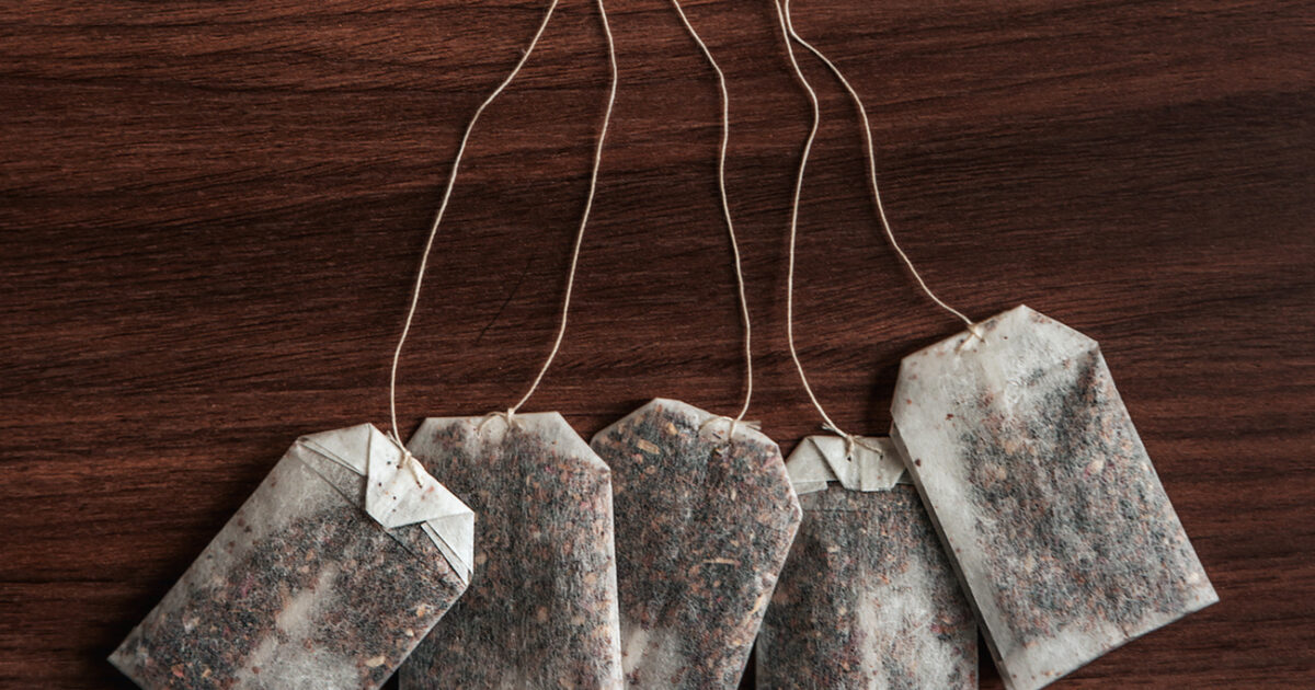 How safe are tea sachets and how can we protect ourselves from microplastics