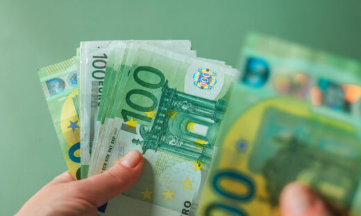 euro banknotes
