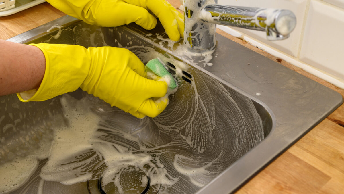 Scrub, clean the sink with baking soda and vinegar, clean the house