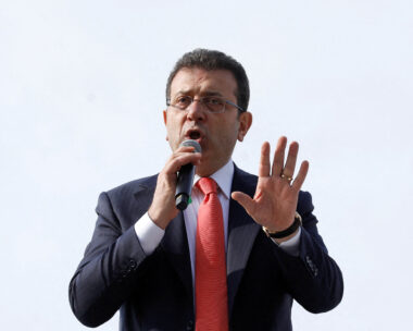 Ο Εκρέμ Ιμάμογλου