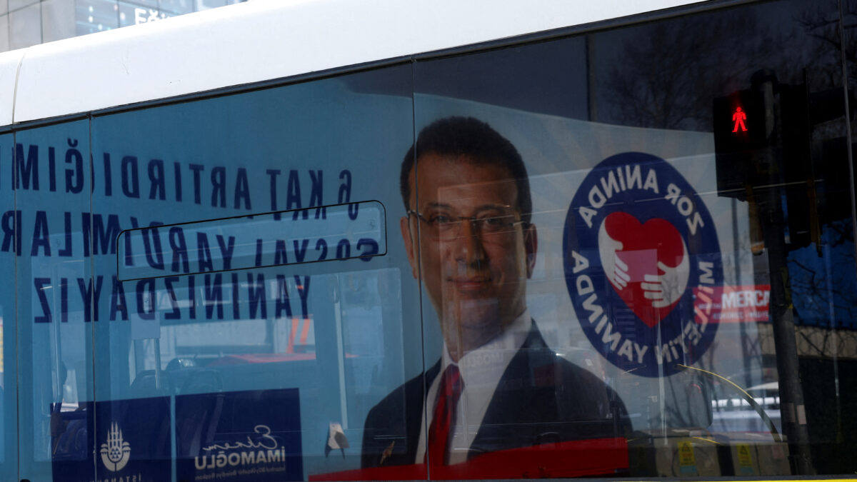 Ο Εκρέμ Ιμάμογλου