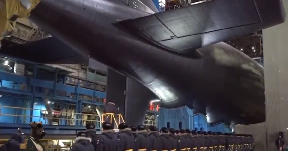 Vladimir Putin presented the nuclear submarine “Perm”