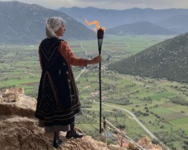Λαμπαδηδρομίες στην Κανδήλα