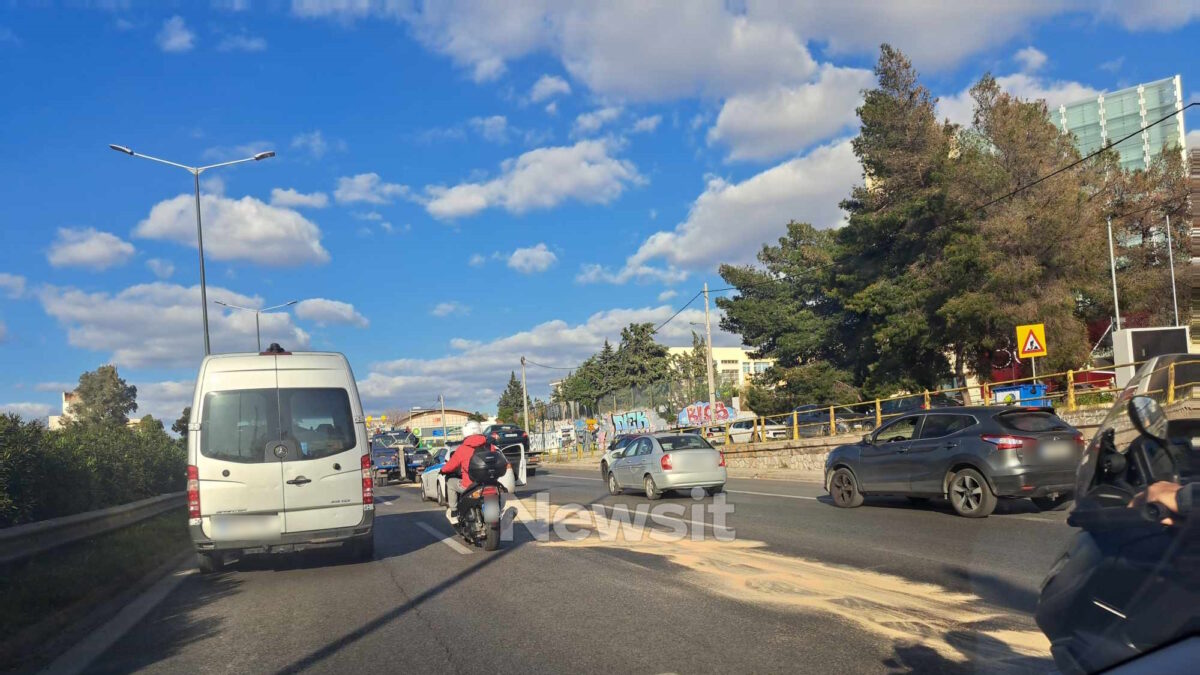 Λάδια στο οδόστρωμα στον Κηφισό