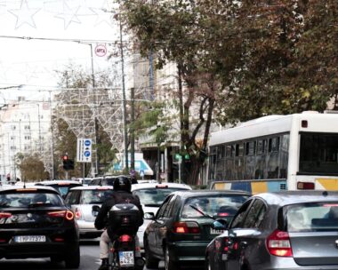 Αυτοκίνητα στους δρόμους