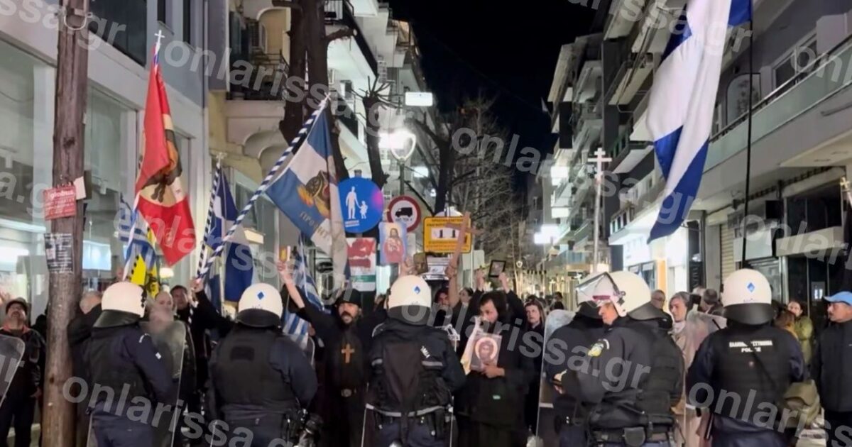 Larissa: Rasopoi and ardent Christians demonstrated against Christopher Zaralic’s representation