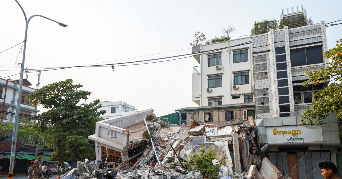 Earthquake in Myanmar: Lament and anxiety in ruins – the army continues bombings despite the huge destruction