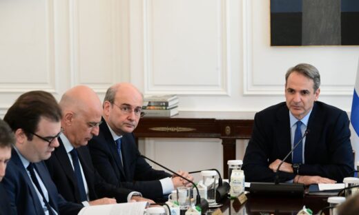 Ο Κυριάκος Μητσοτάκης σε συνεδρίαση του υπουργικού συμβουλίου
