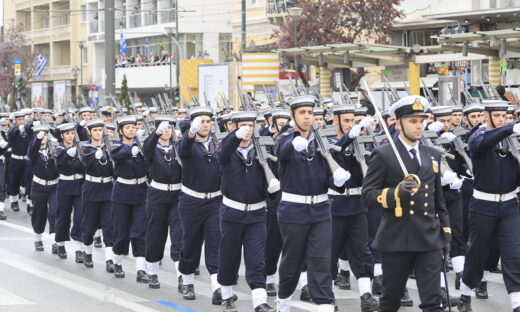 Άγημα του Ναυτικού στην στρατιωτική παρέλαση
