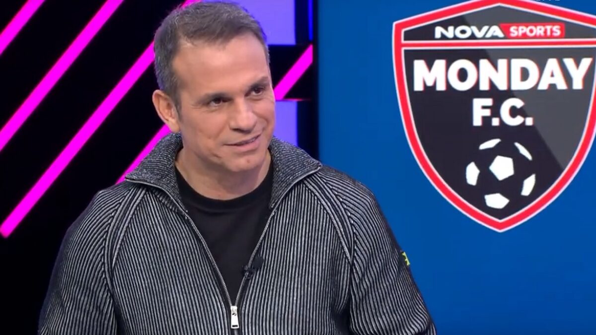 Ο Ντέμης Νικολαΐδης