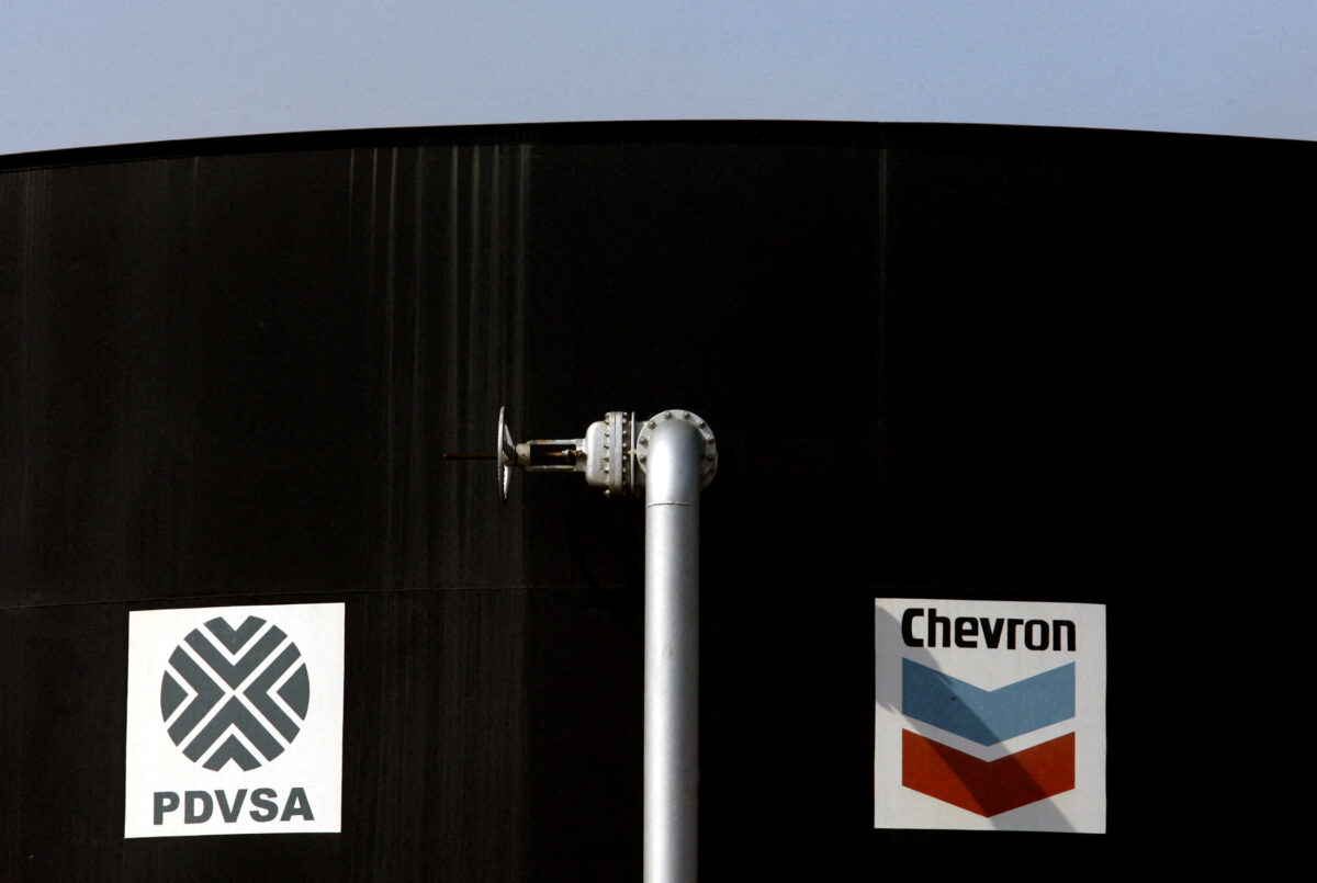 Μια δεξαμενή πετρελαίου της Chevron στη Βενεζουέλα