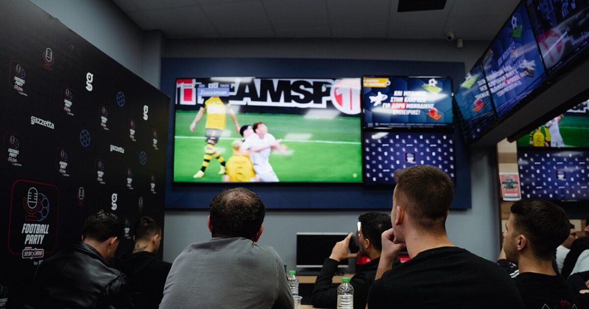 Unique show by Giannis Gouma and Sakis Katsoulis on Pam Betting Football Party by Gazzetta