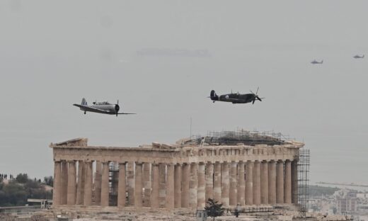 Ανακατασκευασμένα αεροσκάφη της Πολεμικής Αεροπορίας Harvard και Spitfire