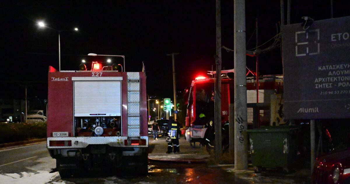 Tragedy in Nea Smyrna: Dead An old man after fire in apartment