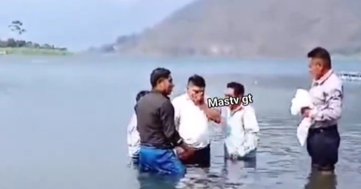 Guatemala: The 45 -year -old dramatic moment drowned in a lake during christening